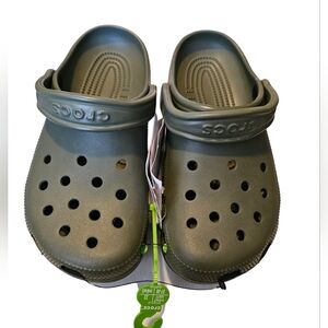 CROCS Classic Clogs Water Friendly Green Unisex Men's Size 5 Women's Size 7 NEW